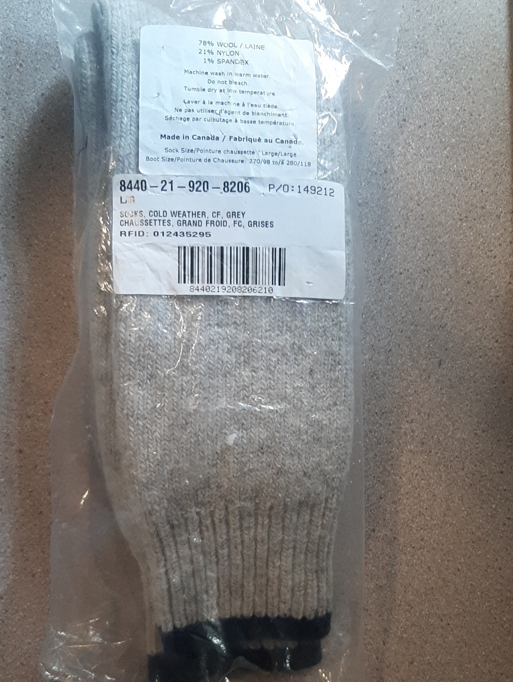 Cold Weather Canadian Forces Smoke-FrWool Blend Men's Socks Large New in Package